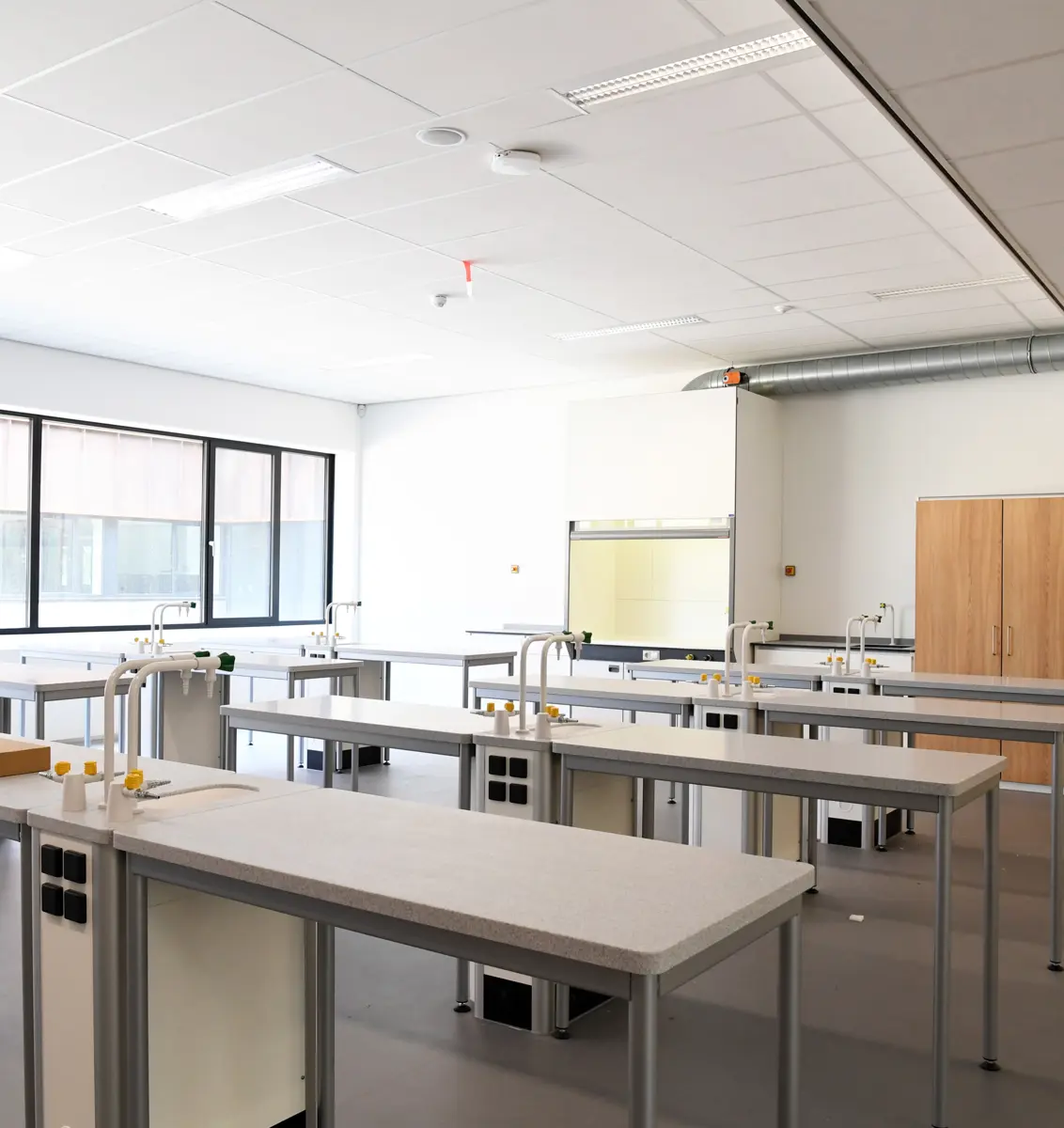 20210421 DONGEN CAMBREUR JST3357